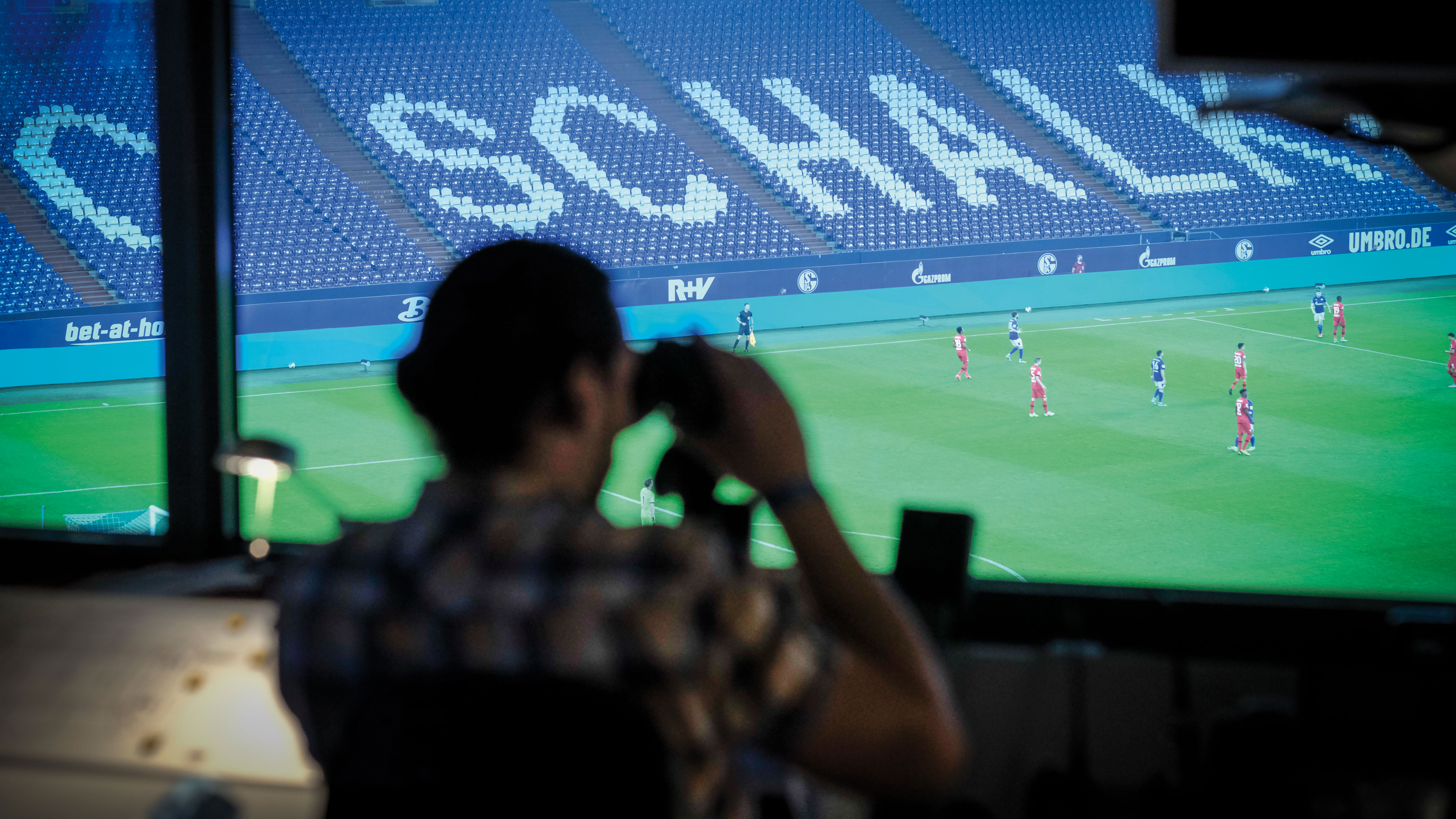 Everything in view: Binoculars are used to check the entrances to see if a fan has sneaked in