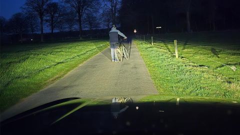 Image visibility from the car (1)