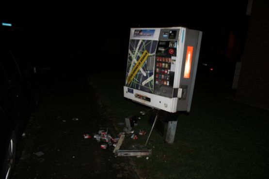 231125_aufgesprengter Zigarettenautomat